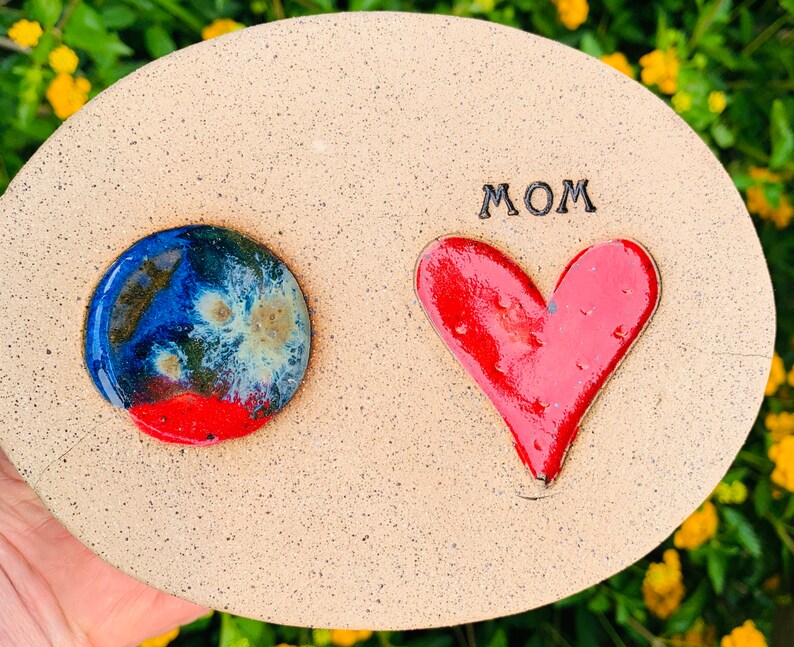 Perfect Gift for Mom Abuela, Mimi, Memaw, Custom Personalized Puddler Stone For Butterflies, Pollinators, Gardeners, Muddler image 2