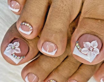 White Press On Toe Nails 3D Flower Rhinestone Gradient 24PCS False Toenails