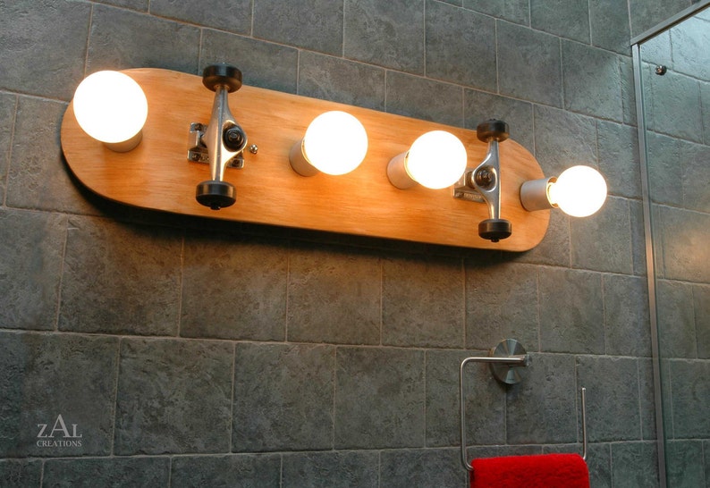 Vanity Light, Skateboard, Bathroom Light Fixture. Wall Light. Skateboarding. 画像 1
