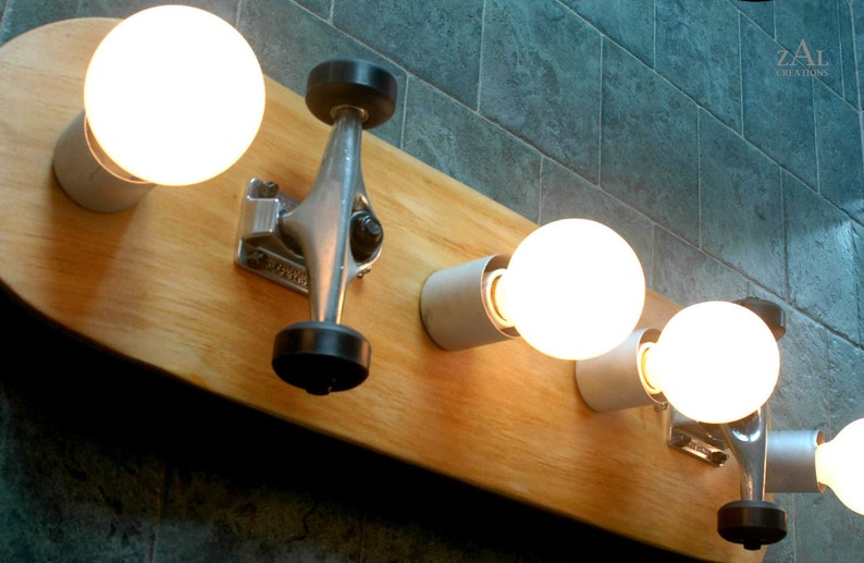 Vanity Light, Skateboard, Bathroom Light Fixture. Wall Light. Skateboarding. 画像 2