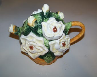 Vintage 3D Teapot-Collectable White Magnolia Flower Blossom Porcelain Teapot