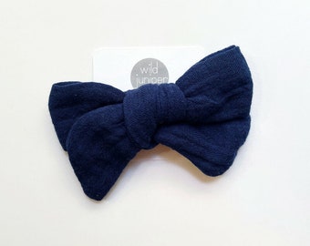 Linen Hair Bow Clip - Navy Linen Bow - Navy Bow for Baby - Baby Hair Bows - Baby Girl Hair Clip - Navy Bow Clip