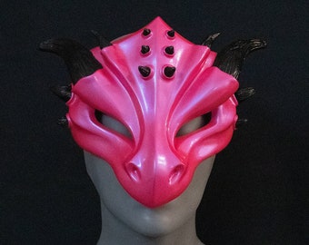Stark rosa drakemask, "maskeradstil"