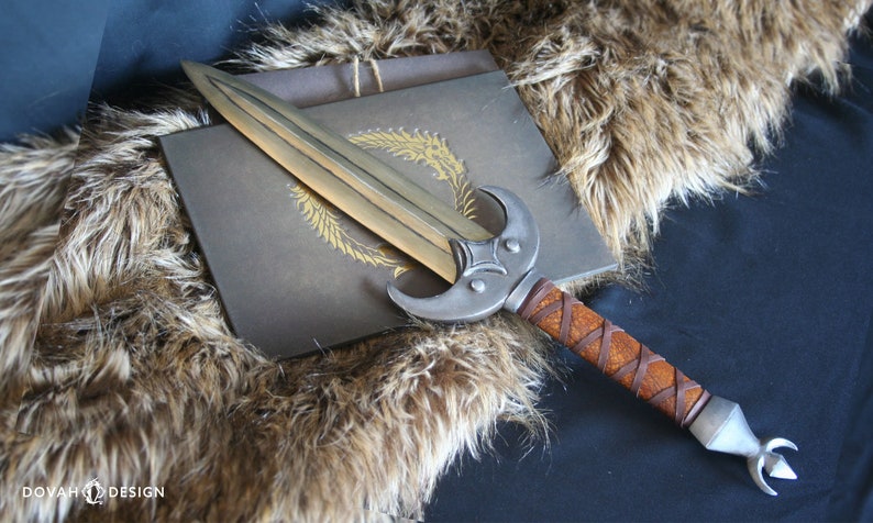 Khajiit Style Dagger Elder Scrolls Resin Cast Prop