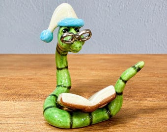 Vintage Hagen-Renaker Bookworm Figurine | Miniature Caterpillar Reading a Book | Worm with Spectacles | Collector's Figurine