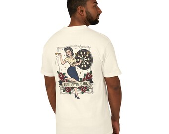 Bullseye Babe pinup dartboard T-Shirt | Vintage tattoo style tee