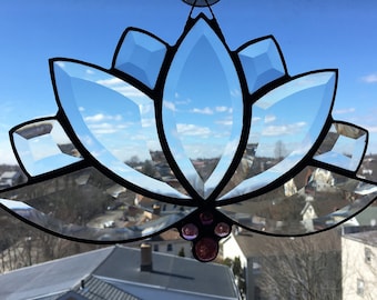 Stained Glass|Lotus Flower|Water Lily|Beveled Glass|Amethyst Accents|Art & Collectibles|Glass Art|Suncatchers|Handcrafted|Made in USA