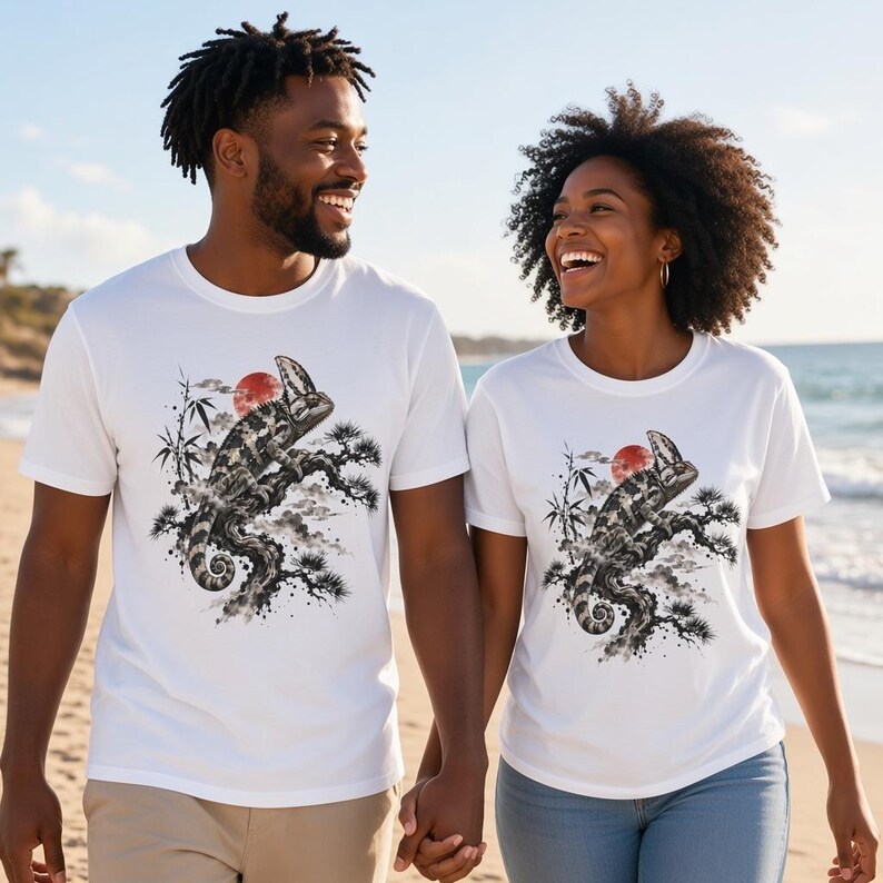 T-shirt met gesluierde kameleon | Japanse Sumi-e reptielen-T-shirt | Comfort Colors 1717 | Cadeau voor kameleonliefhebbers afbeelding 5
