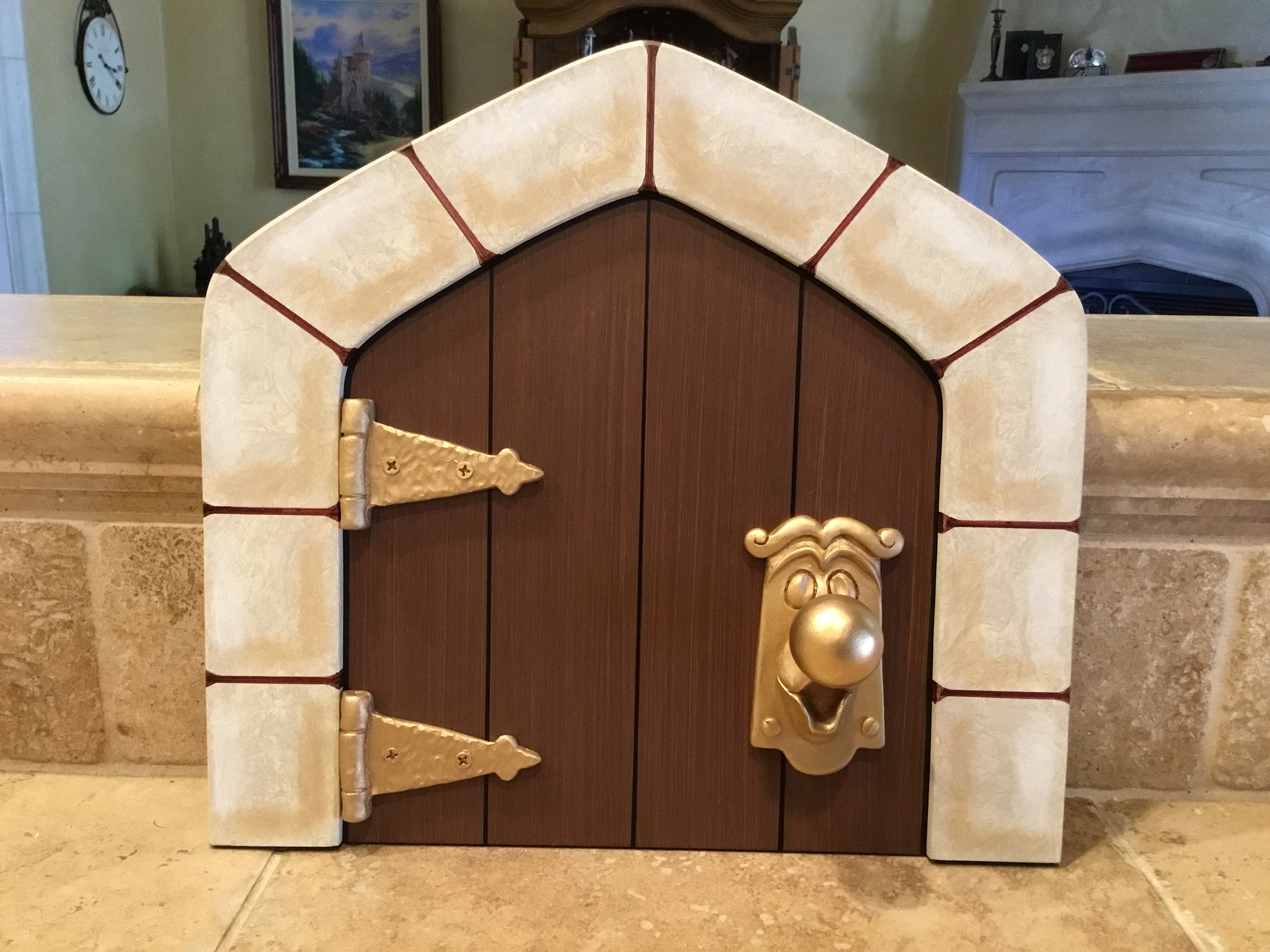 Inspired by Disney’s Alice In Wonderland /"Doorknob and Hinges/" Non-Working