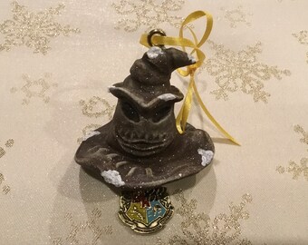 Inspired by Harry Potter “Hogwarts Christmas sorting hat”