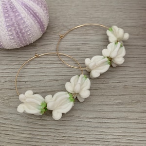 Pua Kalaunu - Crown Flower Collection - Triple Hoop Earrings - White (#2654)