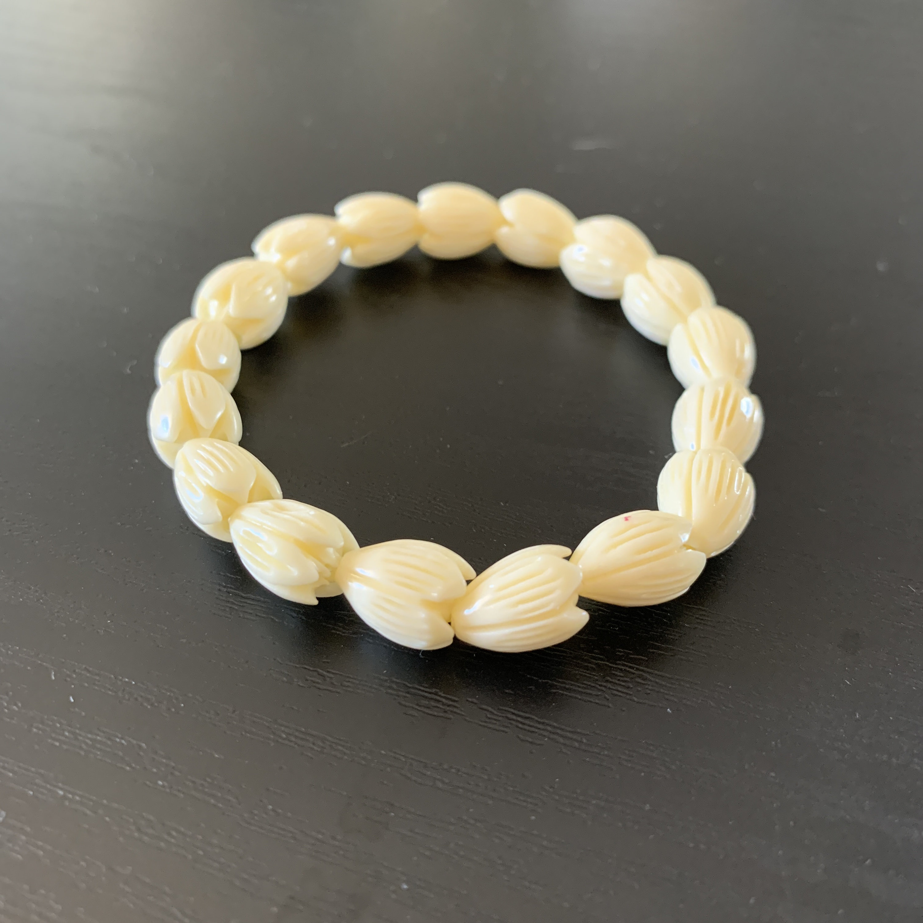 Ekaterina ページ ラウンド＆フラワー ストーンウェア 5個 + 5個 Hawaiian Pikake Beads, Composite Resin Coral Flower Bead