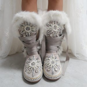 Heavy Handgestikte Parel Sneeuwlaarzen | Luxe Konijnenbont Suède Shearling Boots, Glamoureuze Strass Trouwlaarzen, Winter Bruidsschoenen