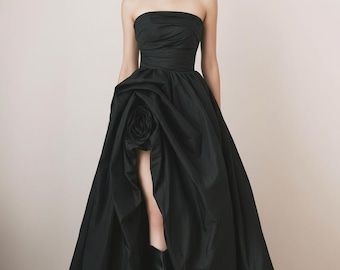 Abito da sposa in raso senza spalline in stile francese con dettagli a forma di rosa, elegante abito da sposa retrò senza schienale per ricevimenti