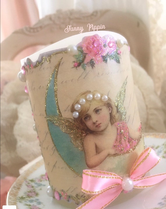 Pink Moon and Cherub Accent Lamp Pink Moon and Cherub Accent Lamp