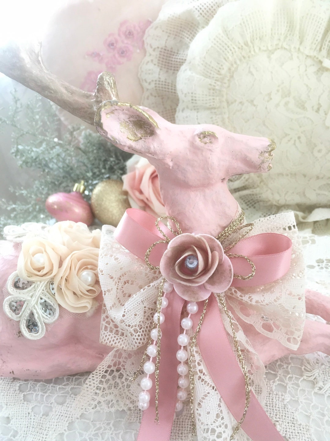 Shabby Pink Deer Statue, Pink Christmas, Shabby Cottage Chic, Sitting