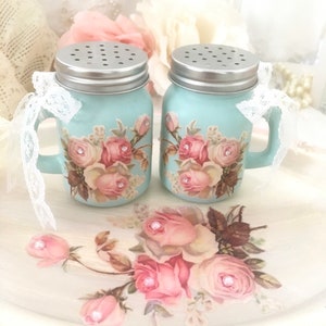 Shabby Pink Rose Salt & Pepper Shaker set, Vintage kitchen, shabby retro kitchen, shabby cottage chic,  camper decor, fanny pippin