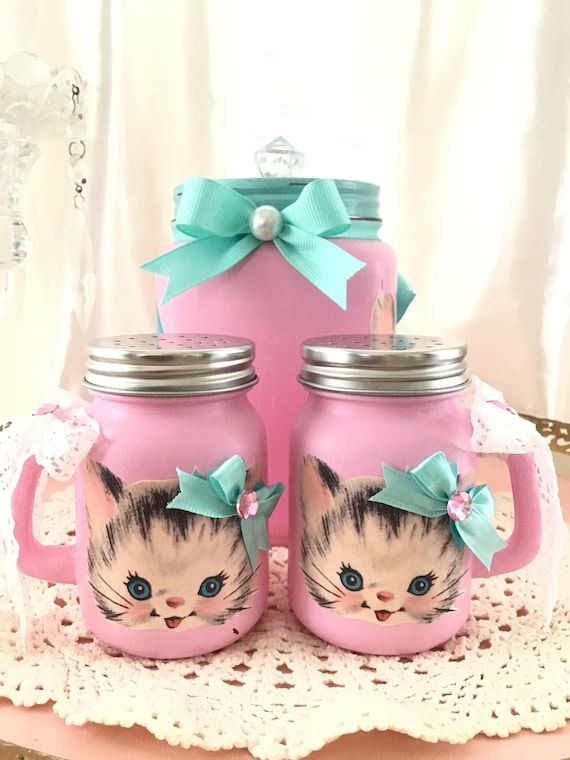 Vintage Atomic Pink Kitty Cat Salt & Pepper Shakers: Retro Kitchen Decor
