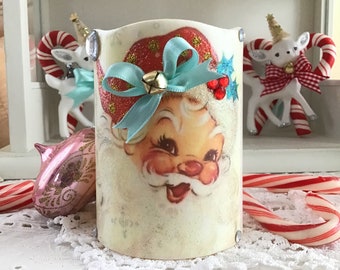 Vela sin llama vintage con cara de Papá Noel: decoración navideña kitsch