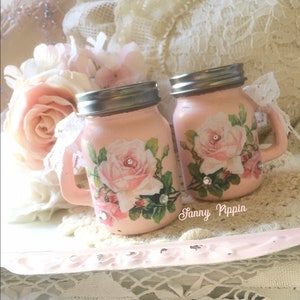 Shabby Vintage Rose Salt & Pepper Shaker set, pink kitchen, shabby pink kitchen, shabby cottage chic, vintage camper decor, fanny pippin