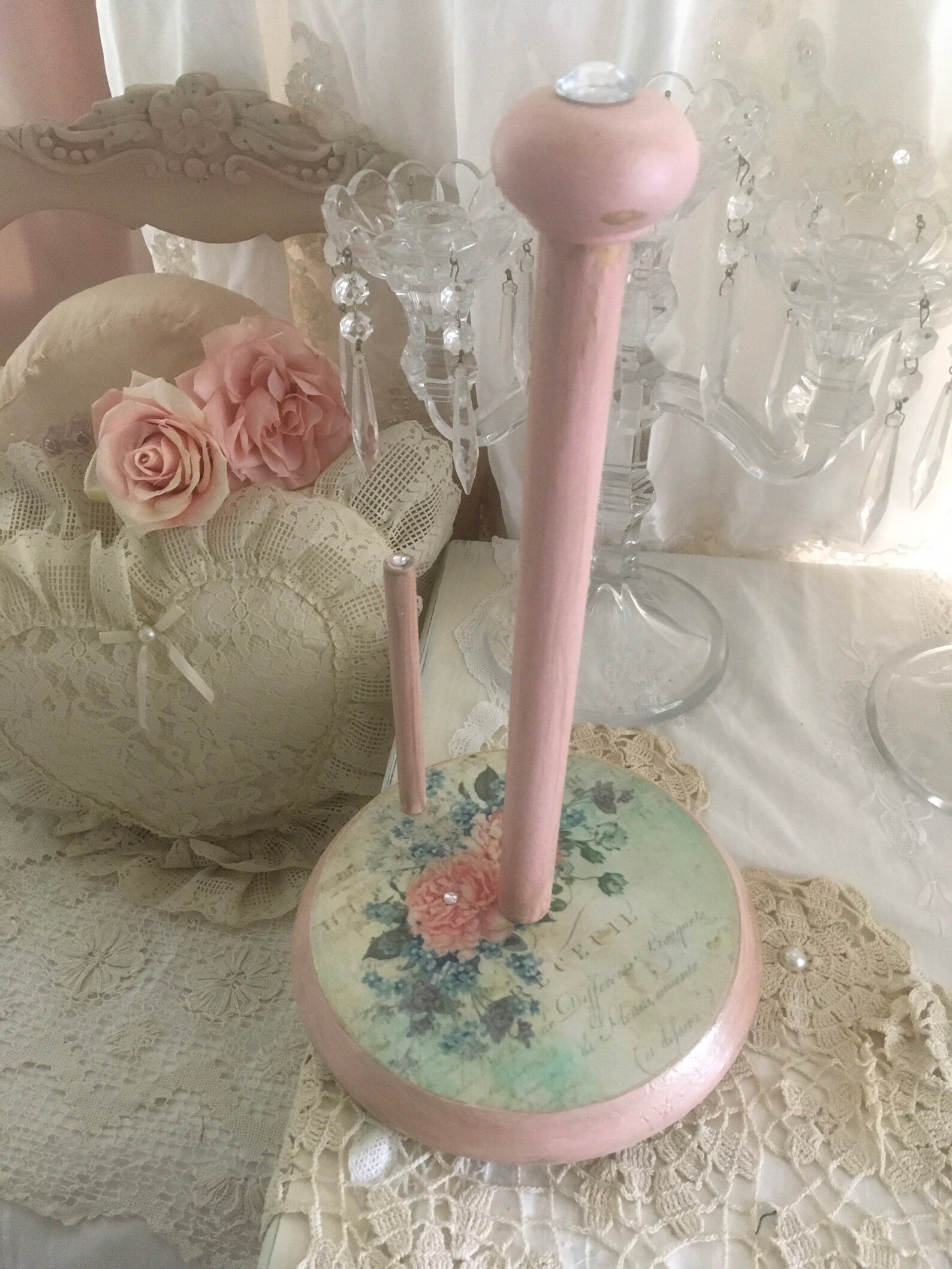 Shabby Pink Standing Paper Towel Holder Pink Roses Chippy Etsy