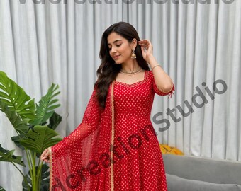 Vestido Anarkali rojo con estampado digital, conjunto de vestido de georgette sintético.
