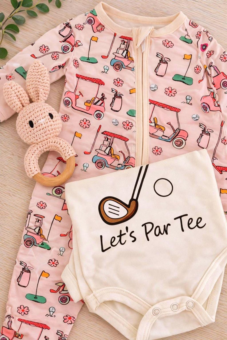 baby golf announcement. baby due for golf parents. baby gift for golf parents. baby gift for golfer daddy. baby gift golf themed. golf themed baby shower. future baby golfer gift. baby golf clothes. baby golf outfit