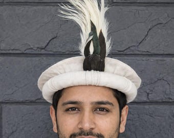 Chitrali Pakol-pet met veren – traditionele Pakistaanse wollen hoed voor heren