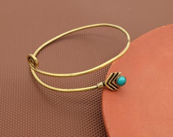 Boho Turquoise Arrow Cuff Bracelet, Brass Open Bangle, Adjustable Wire Bracelet, Minimalist Jewelry, Southwestern Gift for Women