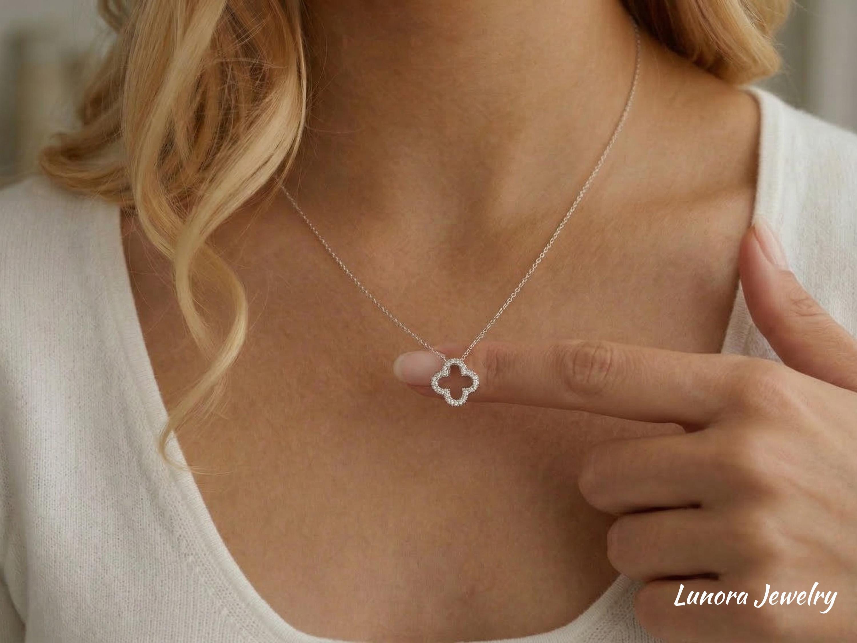 Van cleef necklace silver - Etsy 日本