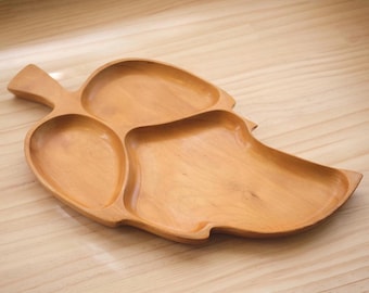 Vintage Wooden Leaf Tray, Wood Snack Tray, Mid Century Decor