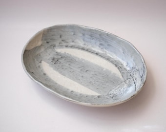 Vintage handgemaakte aardewerken schaal, decoratieve keramische sleutelkom, rustieke Cottagecore-kunst