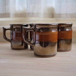 Set of 4 Vintage Drip Glaze Lustre Ware Mugs, 1970s Mid Century Kitchen Decor
