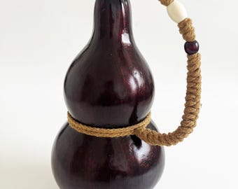 Burgundy Lacquered Gourd Canteen, 1.3L Water Bottle, Lucky Charm Medallion, Wooden Beads