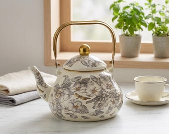 Bouilloire émaillée de style pastoral avec poignée dorée, théière au lait en forme de poire pour décoration de cuisine de cottage et cadeau pour elle