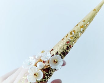 Blossom finger claw bracelet - decorated finger ring armour - fairy wedding
