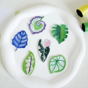 Geborduurde bladpatch, zelfklevende botanische plant appliqué voor dagboek telefoonhoes rugzak natuur decor