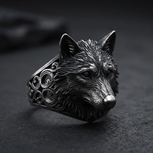 Varghuvudring, 925 sterlingsilverring med djurmotiv