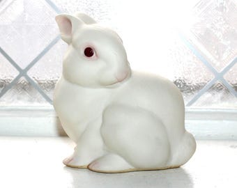 Vintage Jeannette Glass J.H. Millstein Sitting Bunny Rabbit Empty