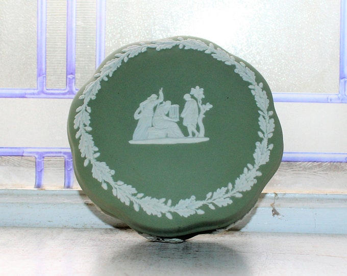 Vintage Wedgwood Trinket Box Celadon Green and White Jasperware 1960s