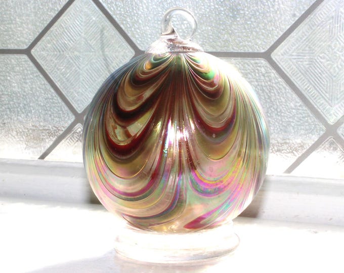 Vintage Handmade Glass Eye Studio Iridescent Glass Witch Ball Ornament