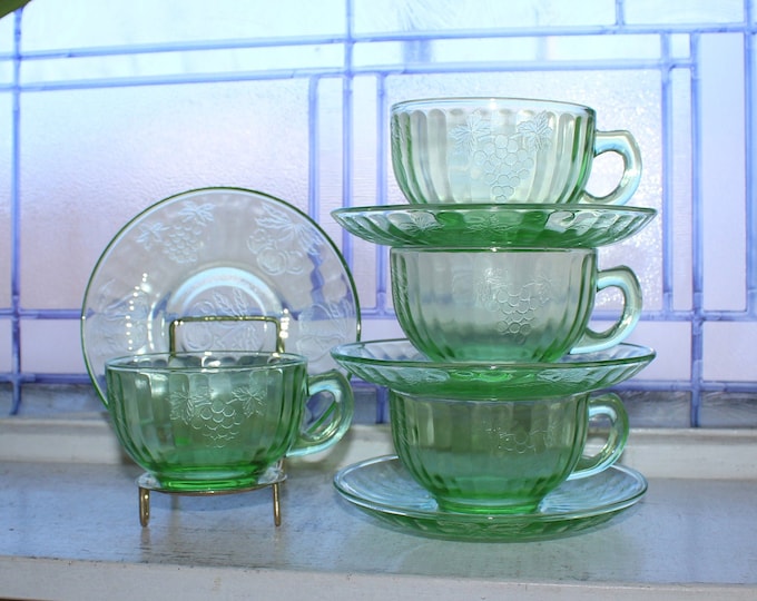 4 Green Depression Glass Cups & Saucers Hazel Atlas Fruits Vintage 1930s