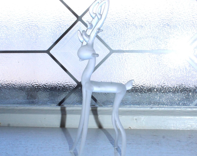 Vintage Silvestri Blown Satin Glass Reindeer Figurine