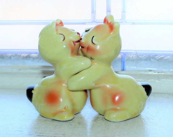 Vintage Salt & Pepper Shakers Van Tellingen Yellow Bunny Huggers