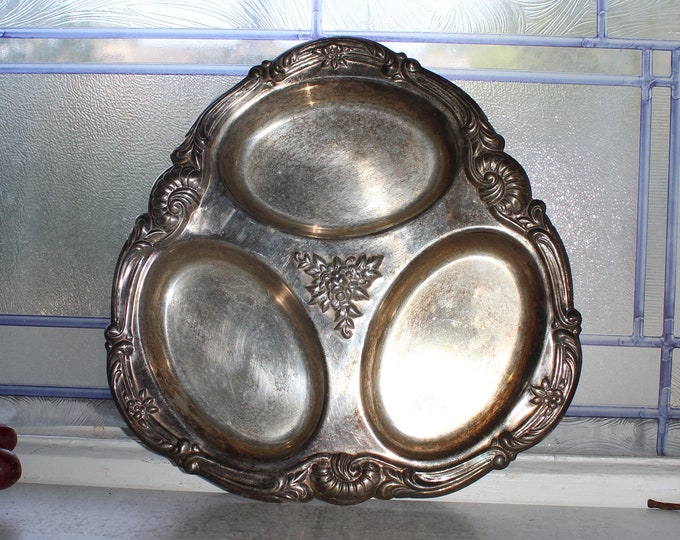 Vintage Sheridan Silverplate Relish Tray