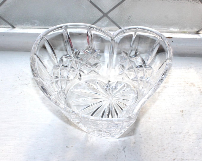 Vintage Waterford Crystal Sweetheart Bowl Heart Candy Dish