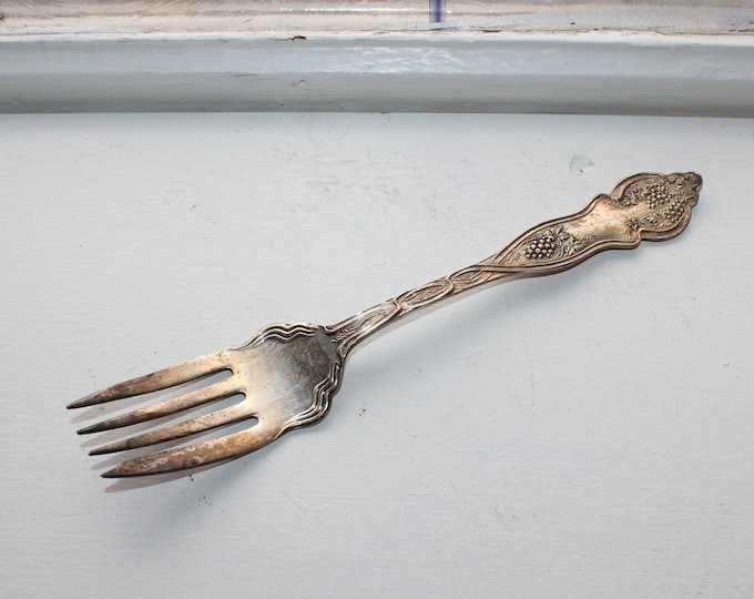 Antique Victorian Serving Fork Lake Side Silverplate