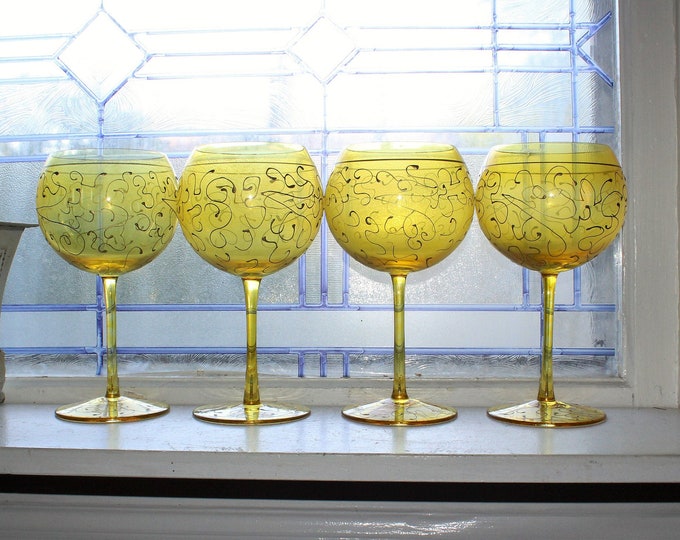 4 Hand Painted Crystal Large Wine Glasses Royal Danube Romania