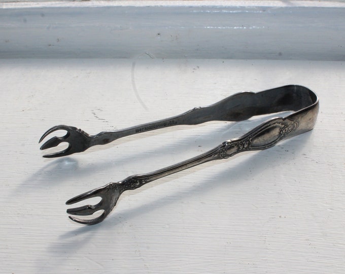 Antique Silverplate Sugar Tongs 1847 Rogers Bros