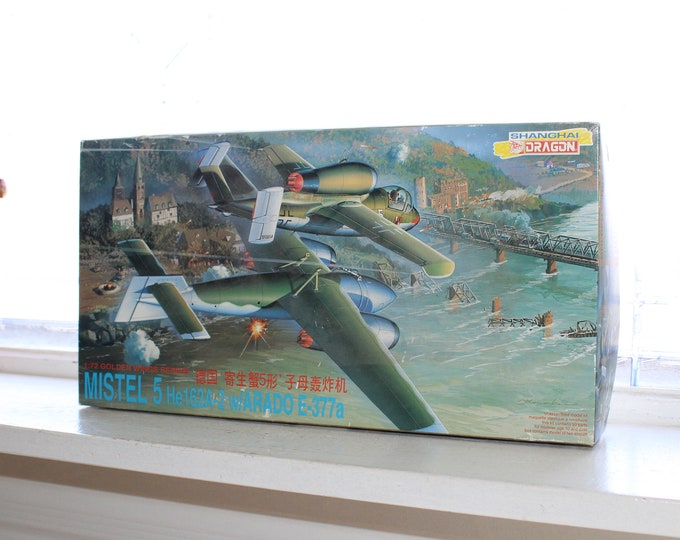 Vintage Model Airplane Shanghai Dragon Mistel 5 He162A-2 with Arado I-377a